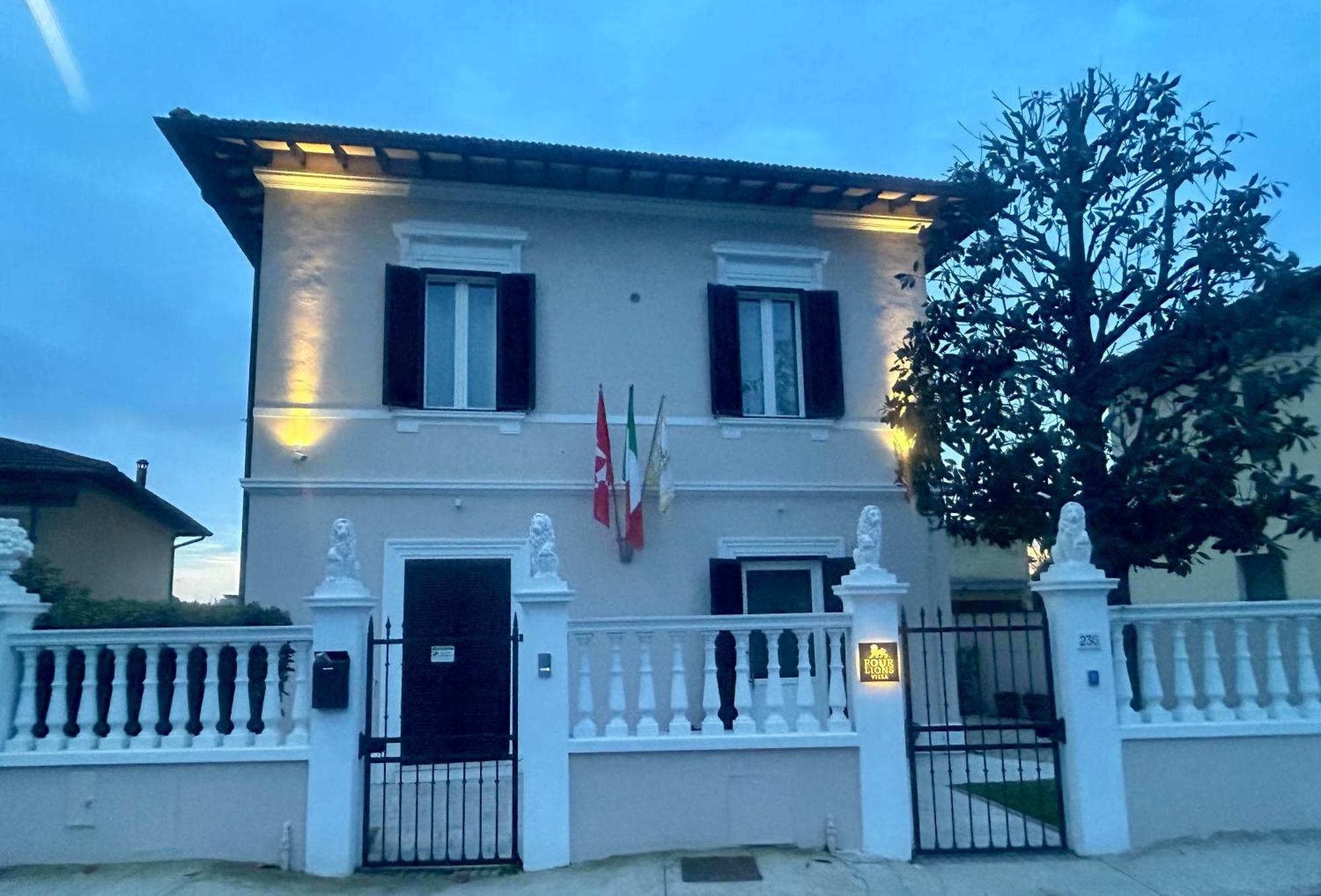 Four Lions Villa Guesthouse Pisa Buitenkant foto